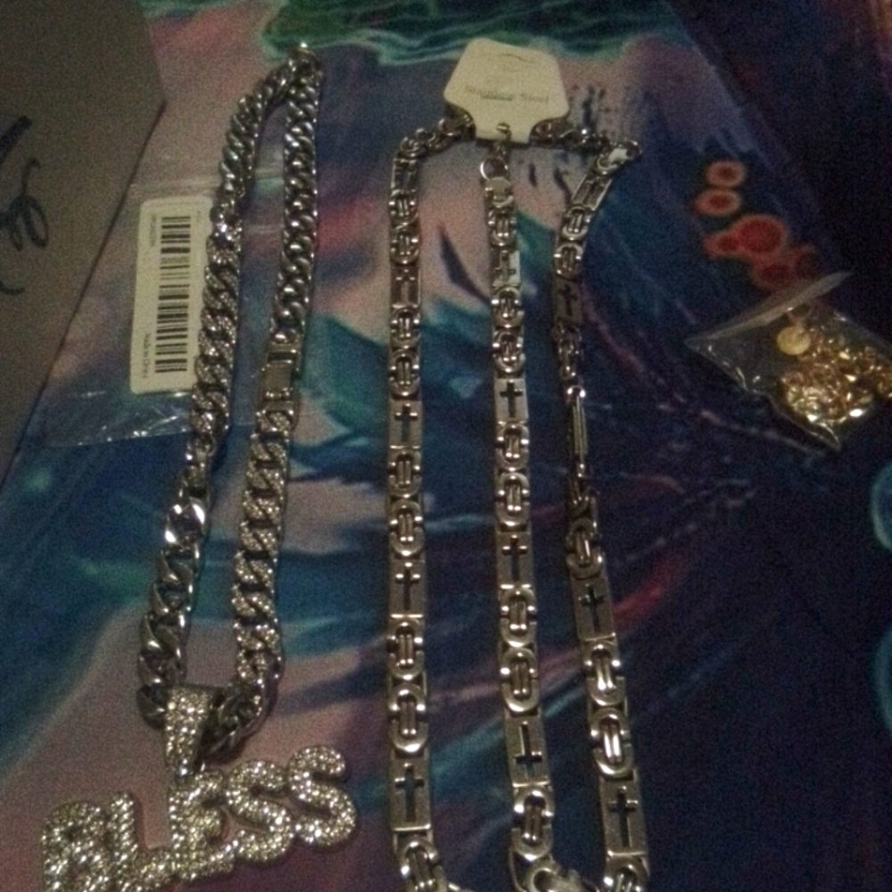 Okay I got all different kind of jewelry silver 925 plus goldfish
